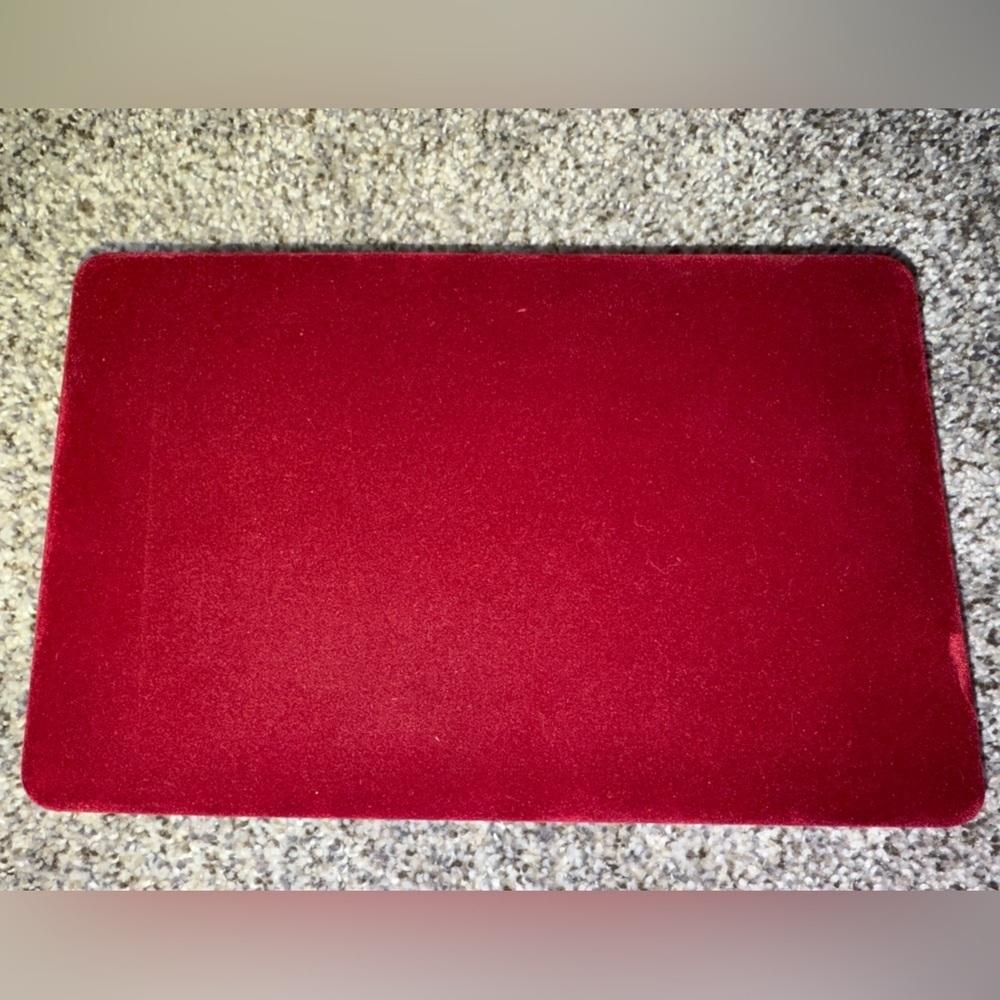 Vintage red jewelry box - Picture 2 of 8